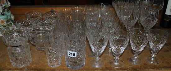 Set of 8 Royal Doulton wine glasses and sundry table glassware